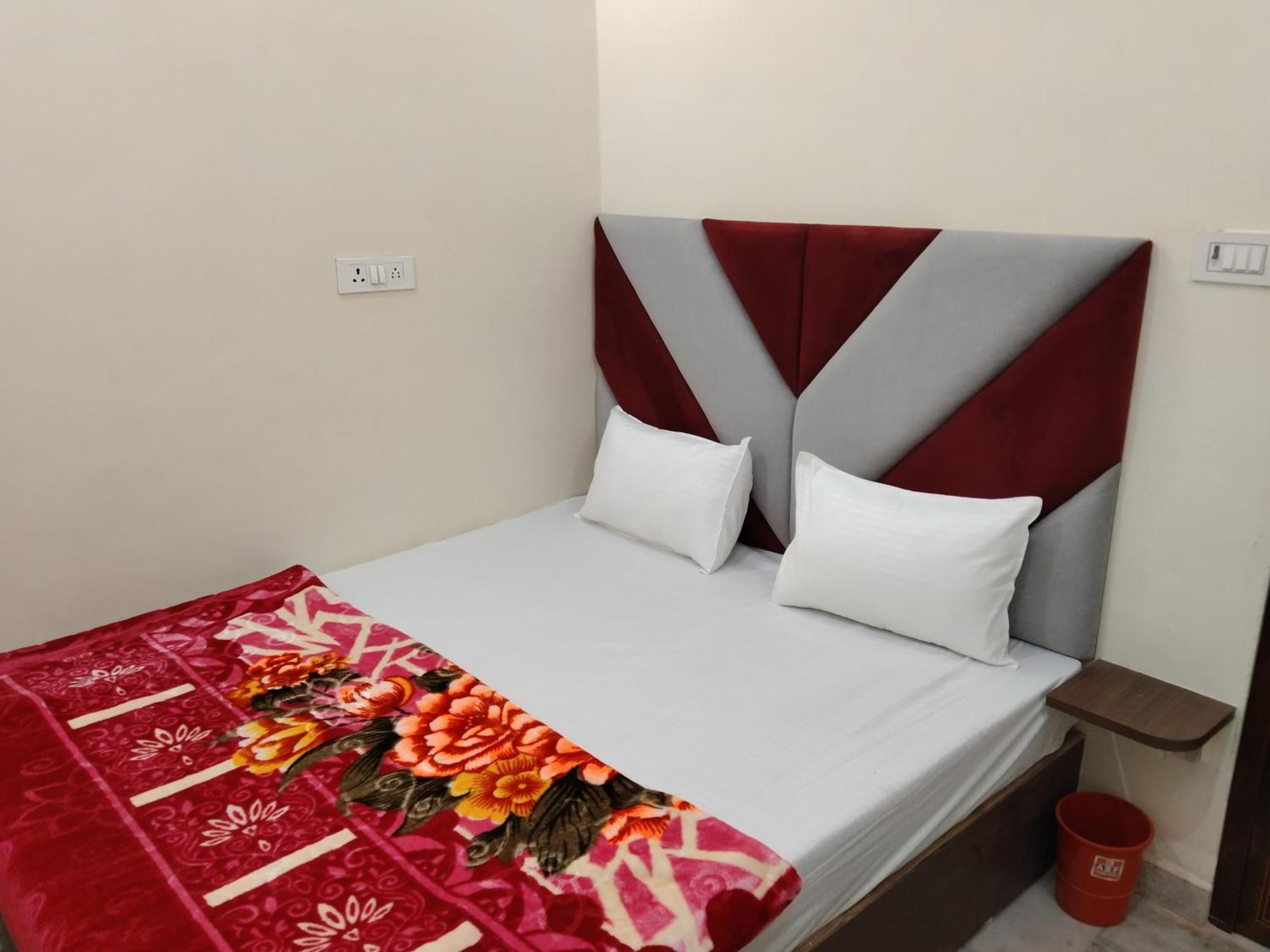 Rudraksha Hotell Varanasi Eksteriør bilde